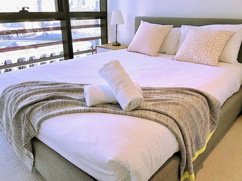 Pride Docklands Waterfront Apartment City View - Nambucca Heads Accommodation 41