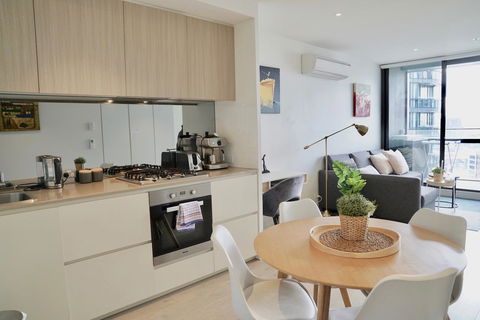 Pride Docklands Waterfront Apartment City View - Nambucca Heads Accommodation 14
