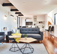 Richmond  3 Level Architecturally Designed Richmond House - Nambucca Heads Accommodation