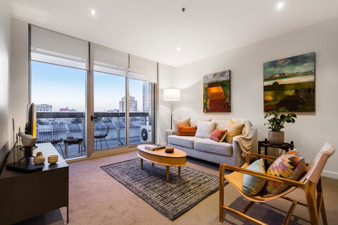 Auguste, Melbourne CBD Private Accommodation With Parking - Nambucca Heads Accommodation 2