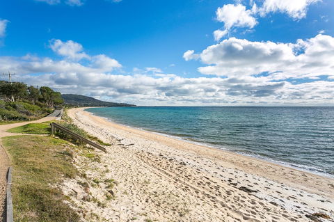 Beach Front Beauty - Ocean Front Views - Nambucca Heads Accommodation 3
