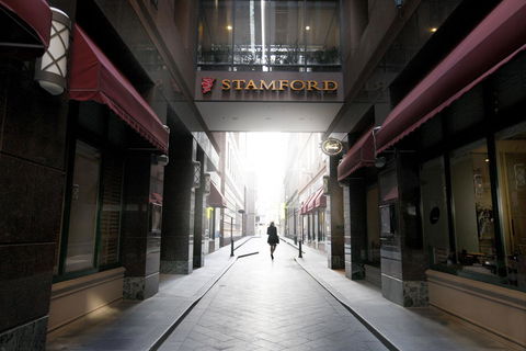 Stamford Plaza Melbourne - Nambucca Heads Accommodation 6