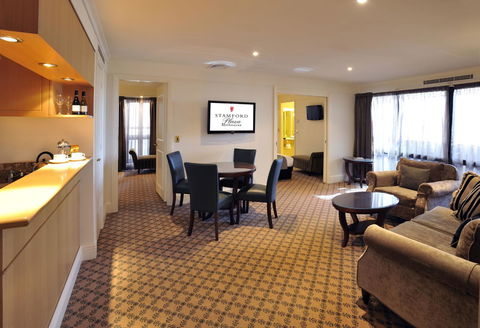 Stamford Plaza Melbourne - Nambucca Heads Accommodation 13