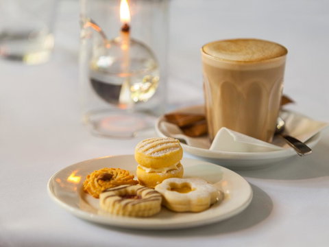 Hotel Grand Chancellor Melbourne - Nambucca Heads Accommodation 37