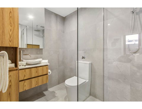 Boutique Apartment In Quiet, Sought-after Suburb - Nambucca Heads Accommodation 5