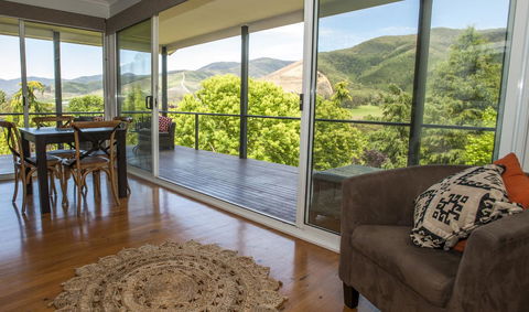 Abbys Cottages Bright - Nambucca Heads Accommodation 2