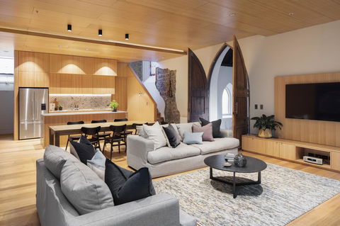 Converted Blue Stone Church - Nambucca Heads Accommodation 11