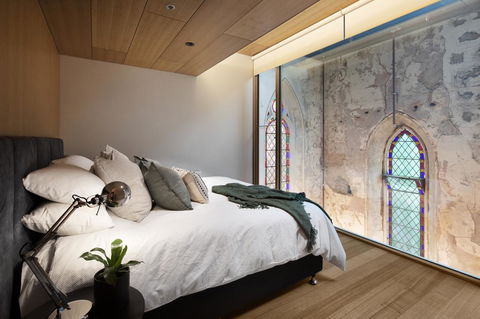 Converted Blue Stone Church - Nambucca Heads Accommodation 18