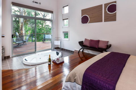 Blue Ridge Retreat - Nambucca Heads Accommodation 0