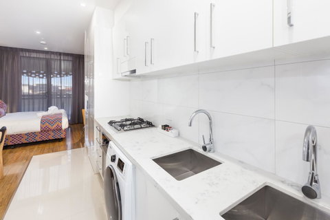 City Edge Dandenong Apartment Hotel - Nambucca Heads Accommodation 9