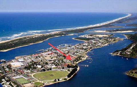 The Wheelhouse - 2BR Waterfront Apt In Town - Nambucca Heads Accommodation 16