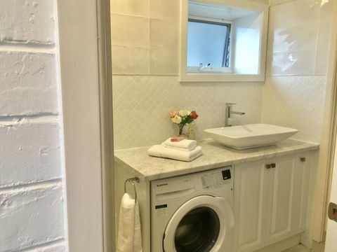 The Wheelhouse - 2BR Waterfront Apt In Town - Nambucca Heads Accommodation 13