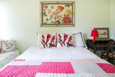 Miss Pym's Cottage - Nambucca Heads Accommodation 24