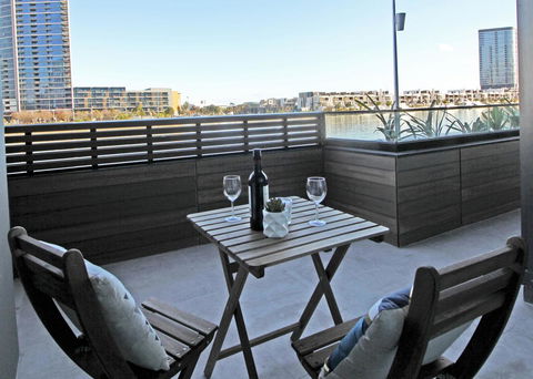 Auzzie Apartments Docklands, Melbourne - Nambucca Heads Accommodation 3
