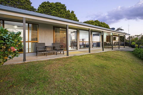 The Bird House - Nambucca Heads Accommodation 3