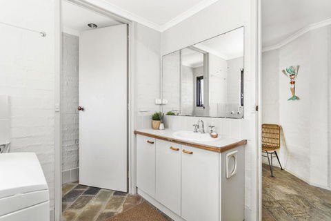 The Bunker Of Bawley - Nambucca Heads Accommodation 1