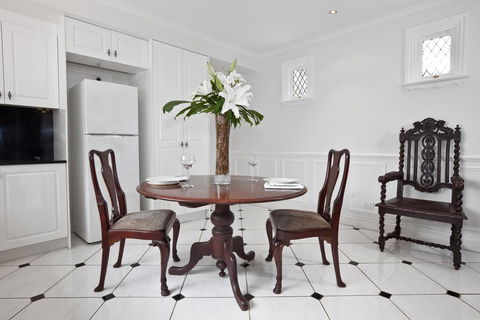 The Castle On Tamborine - Nambucca Heads Accommodation 2