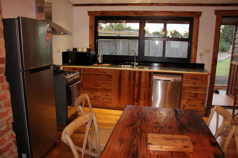 The Cottage - Nambucca Heads Accommodation 1