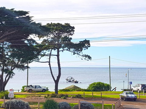 The Esplanade Holiday Home - Nambucca Heads Accommodation 0