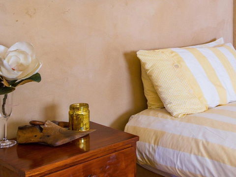 The Farmhouse - Grape Vines And Rolling Green Hills - Nambucca Heads Accommodation 3