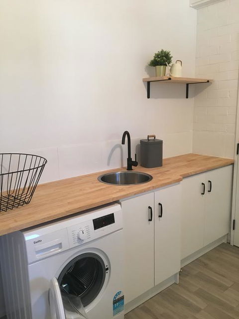 The Gathering Ground - Spacious Entertainer In Toowoomba City - Nambucca Heads Accommodation 3