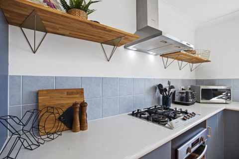 The Gathering Ground - Spacious Entertainer In Toowoomba City - Nambucca Heads Accommodation 1