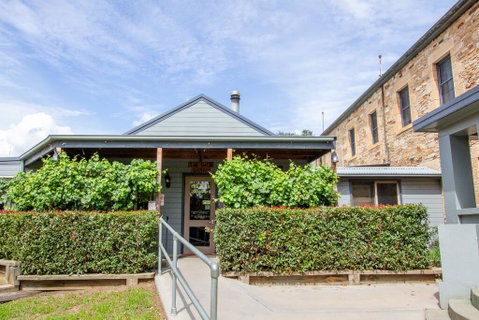 The Globe Hotel, Rylstone - Nambucca Heads Accommodation 1