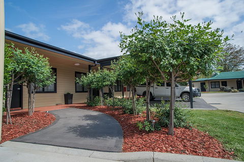 The Grapevine Motel - Nambucca Heads Accommodation 2