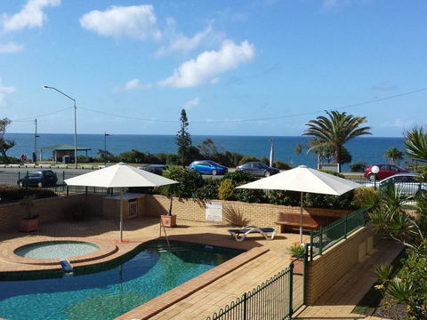 The Headlands 10 - 2 BDRM Apt Across From Alex Beach - Nambucca Heads Accommodation 0