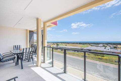 The Oasis - 6 Turnberry Drive, Links Lady Bay - Nambucca Heads Accommodation 0