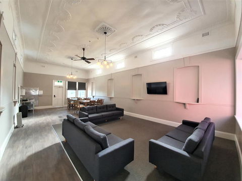 The Royal Hotel - Nambucca Heads Accommodation 2