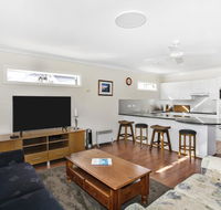 The Sands - 4/46 Jones Avenue Mollymook - Nambucca Heads Accommodation