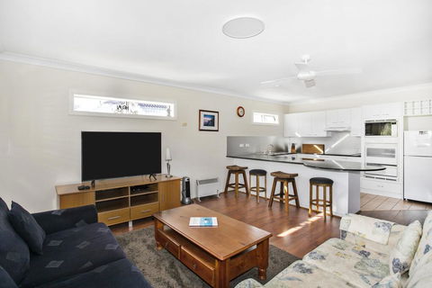 The Sands - 4/46 Jones Avenue Mollymook - Nambucca Heads Accommodation 0