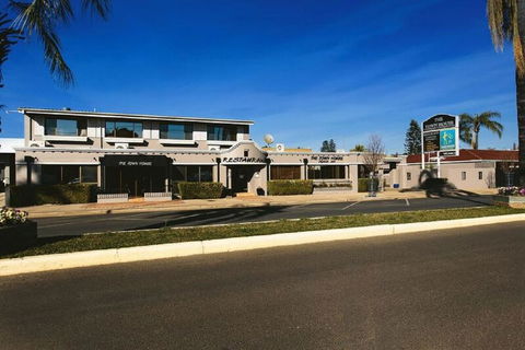 The Town House Motor Inn - Nambucca Heads Accommodation 1