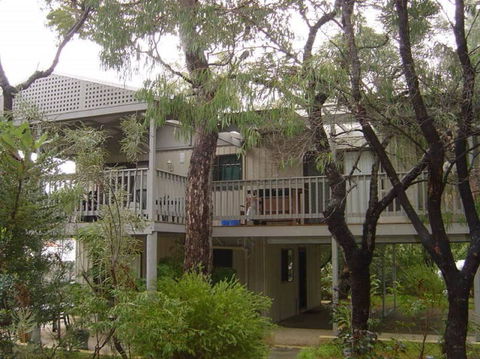 The Treehouse In Dawesville - Nambucca Heads Accommodation 3
