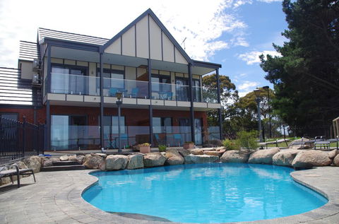 The View On Grossmans - Nambucca Heads Accommodation 2