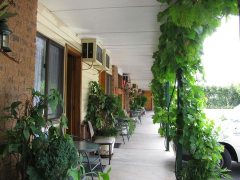 The Wayfarer Motel - Nambucca Heads Accommodation 0