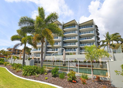 Tingeera Luxury Beachfront Apartments - Nambucca Heads Accommodation 0