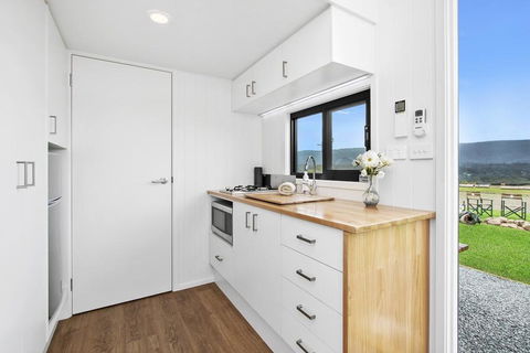 TINY HOME......BIG Views - Nambucca Heads Accommodation 3