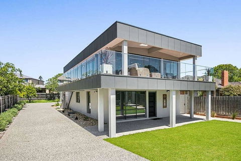 Top Class Beachfront Tootgarook - Nambucca Heads Accommodation 0