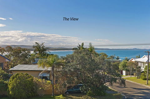 TOPVIEWS - 15Second Av BH - Nambucca Heads Accommodation 2