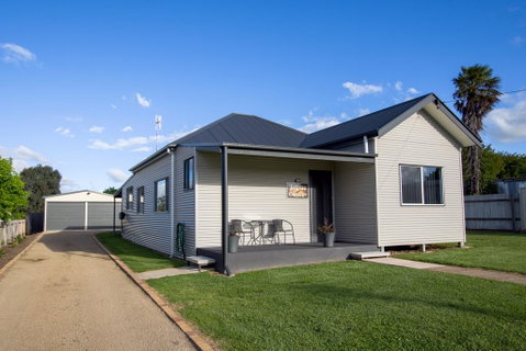 Topaz Cottage - Nambucca Heads Accommodation 0