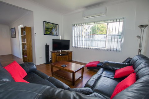 Topaz Cottage - Nambucca Heads Accommodation 2