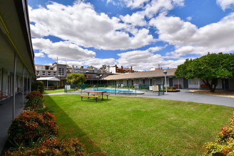 Townhouse Motel Cowra - Nambucca Heads Accommodation 2