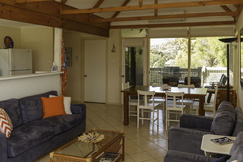 Tranquillity On Riverview - 33 Riverview Drive - Nambucca Heads Accommodation 2