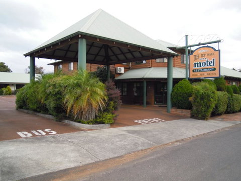 Tree Top Walk Motel - Nambucca Heads Accommodation 0
