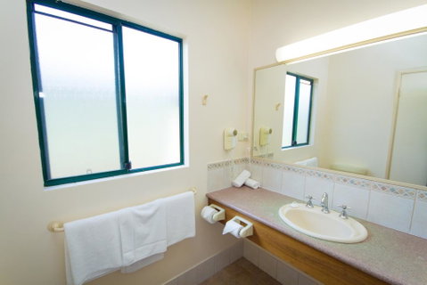 Tree Top Walk Motel - Nambucca Heads Accommodation 1