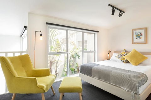 Trendy Loft Near Smith St. With Cosy Courtyard And Parking - Nambucca Heads Accommodation 2