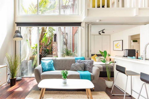 Trendy Loft Near Smith St. With Cosy Courtyard And Parking - Nambucca Heads Accommodation 0