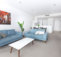 Trendy Self Contained Inner City Apartment - Nambucca Heads Accommodation